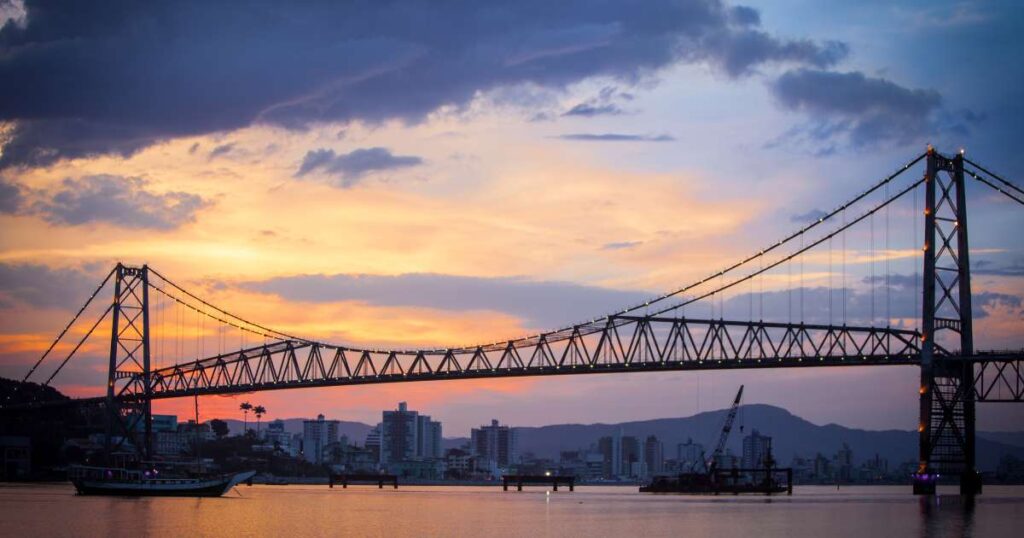 Mapa de Florianópolis com destaque para SEO Local por bairros
