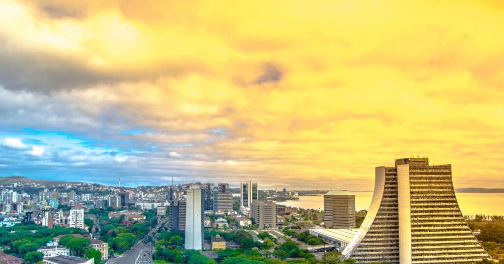 Mapa de Porto Alegre com SEO Local destacado por regiões