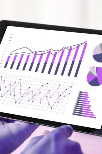 computador com gráfico de crescimento